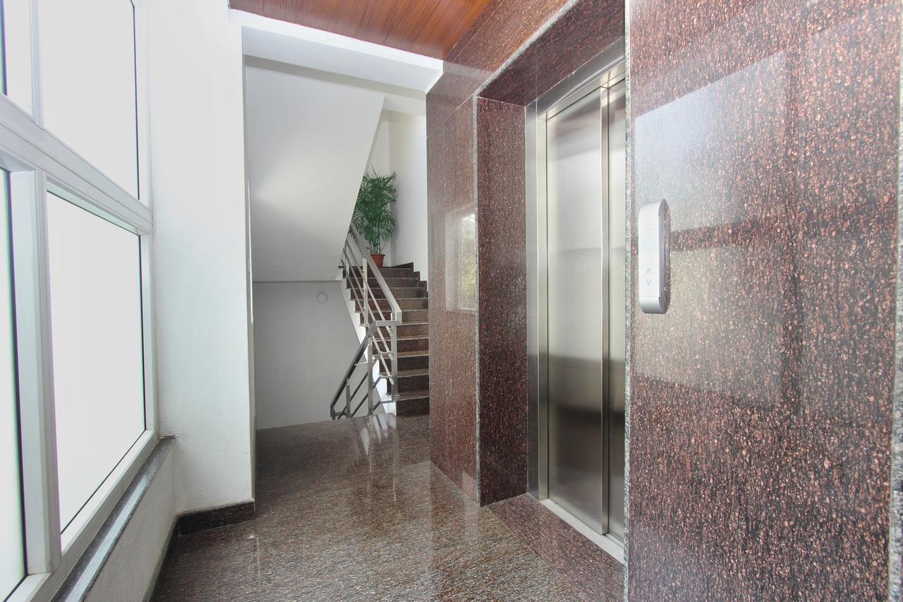 Oyo 2132 Apartment Aditya Residency Bangalore Eksteriør bilde